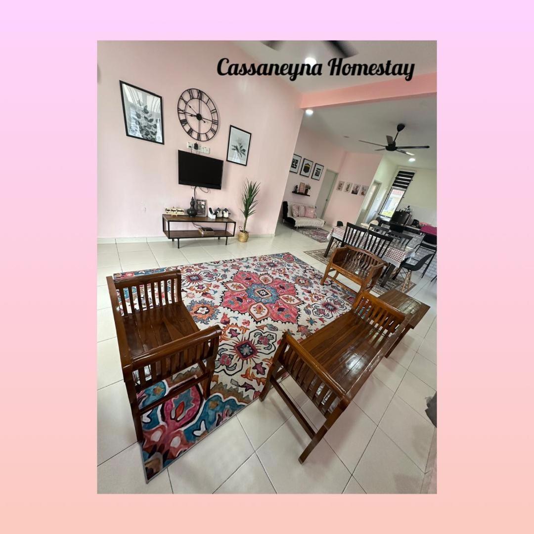 Cassaneyna Homestay Kuantan Exterior foto