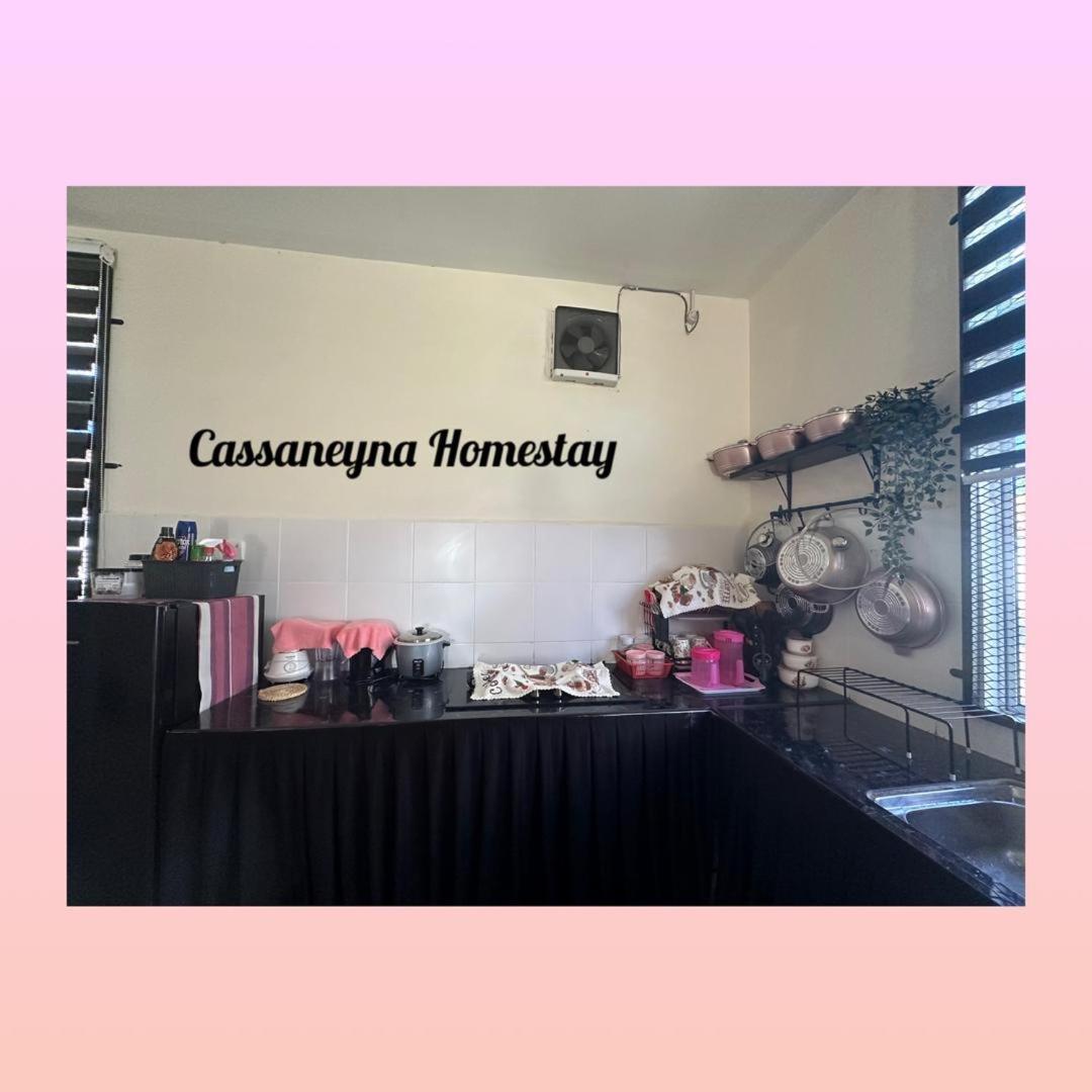Cassaneyna Homestay Kuantan Exterior foto